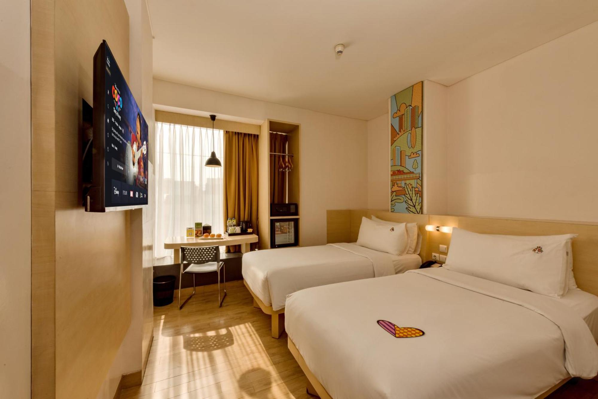 Maxone Premier Melawai Hotel Джакарта Екстериор снимка